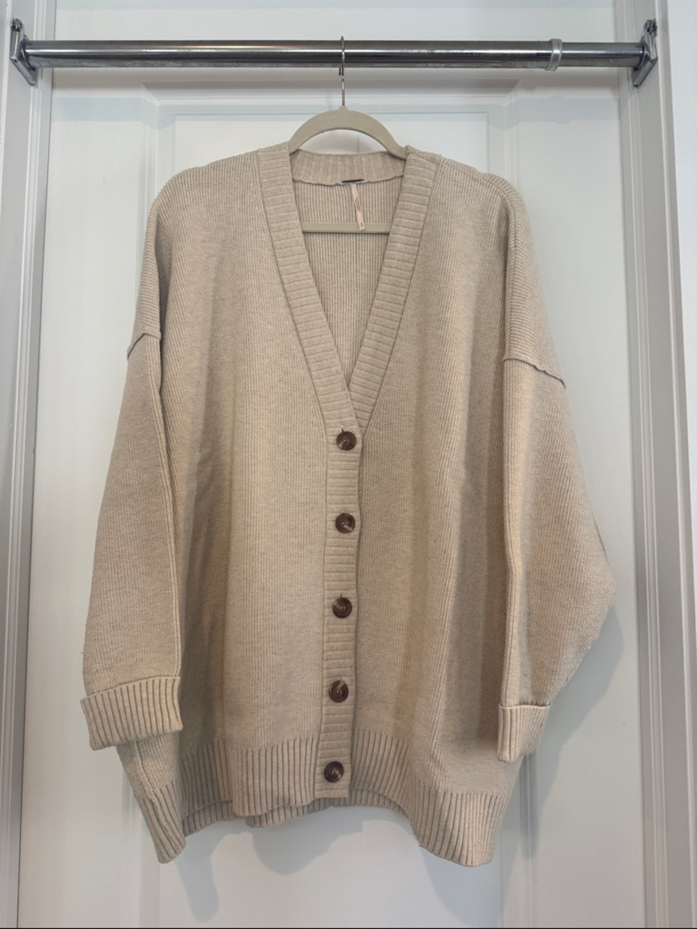 Women’s  oversized Beige V-Neck Button Cardigan Sweater